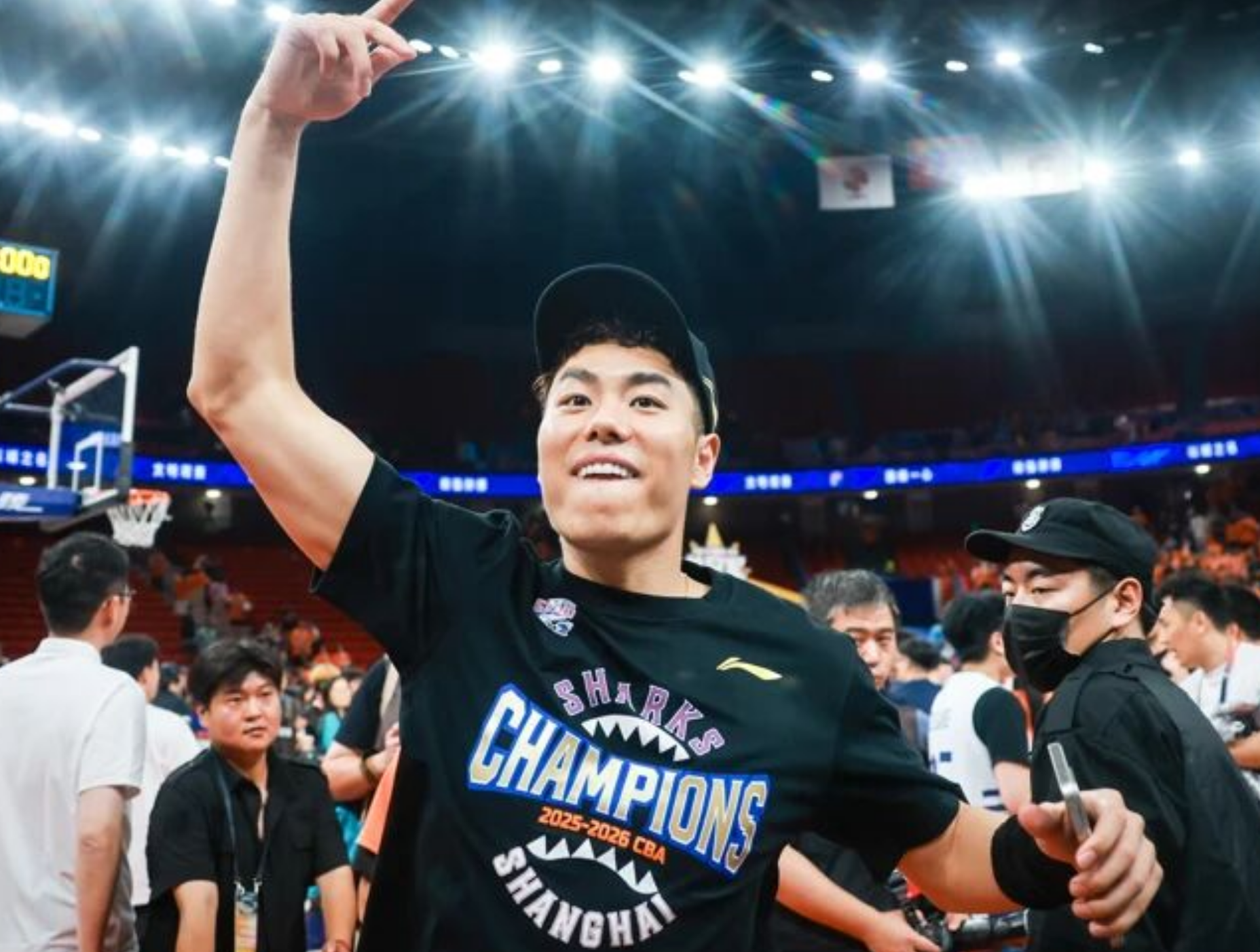 生涯已亏1.13亿!库明加拒勇士肥约后成流浪汉 湖人追他也沦为小丑