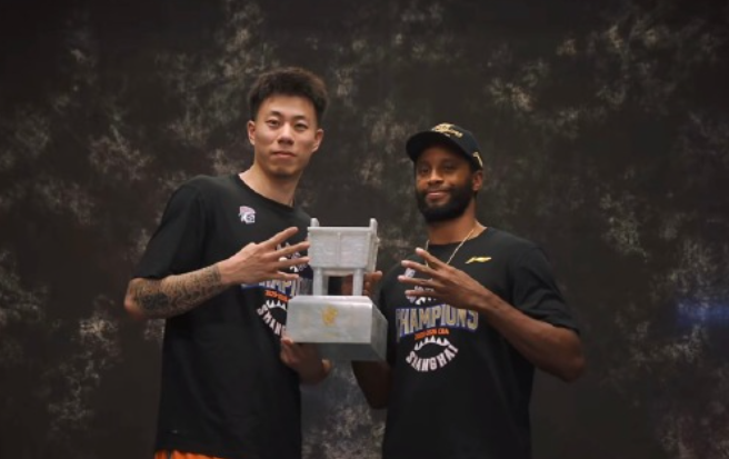 不惧文班垫脚布伦森45+3，唐斯全场2分，尼克斯4