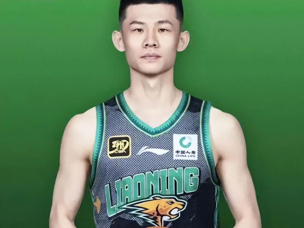 CBA最新消息！强力外援加盟山东男篮，广东宏远新星离队